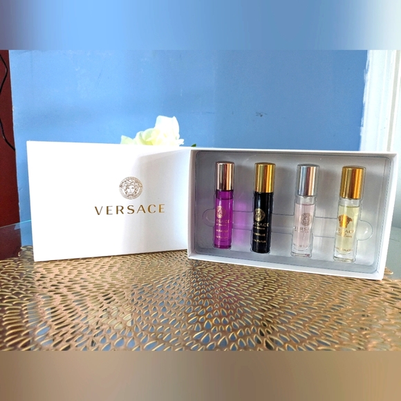 Versace - Picture 4 of 8